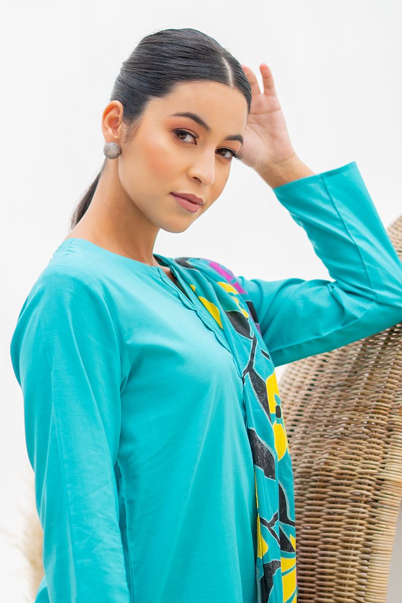 Turquoise Blue Kurta Set with Vibrant Floral Dupatta for Women