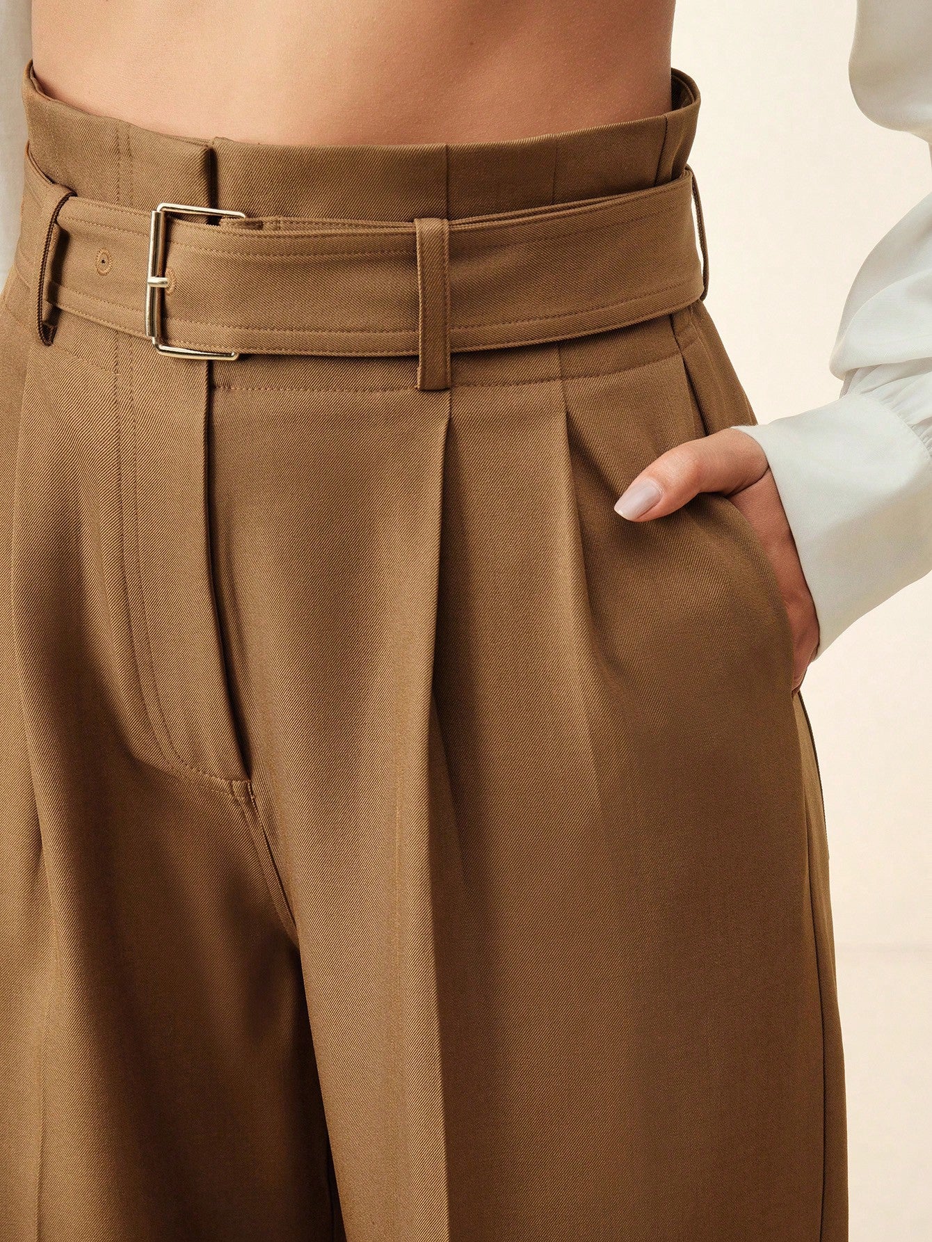 High-Waist Belted Wide-Leg Trousers – Camel Brown