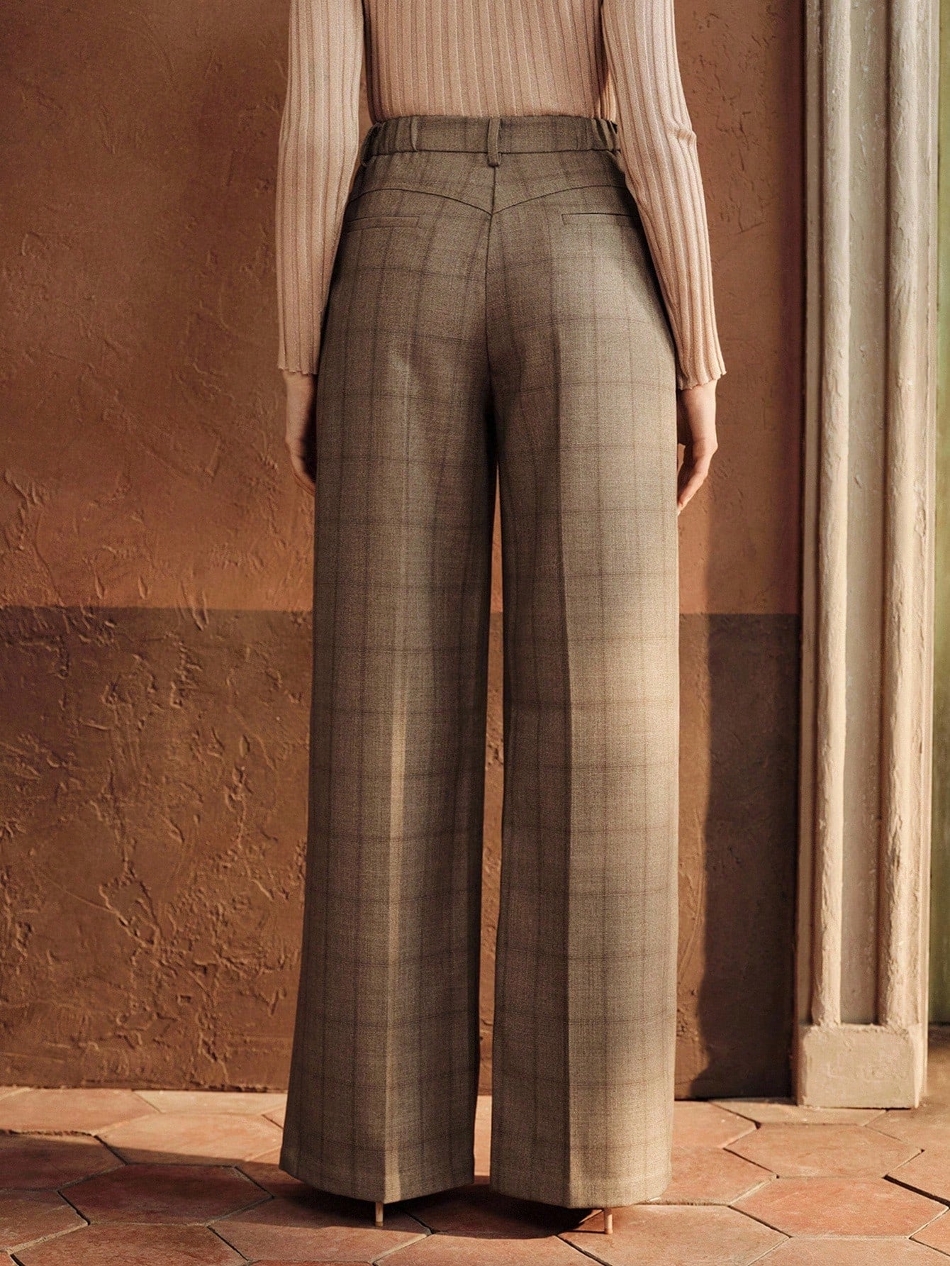 Vintage Beige Windowpane High-Waist Straight Wide-Leg Trousers – Elegant Neutral Autumn Edition