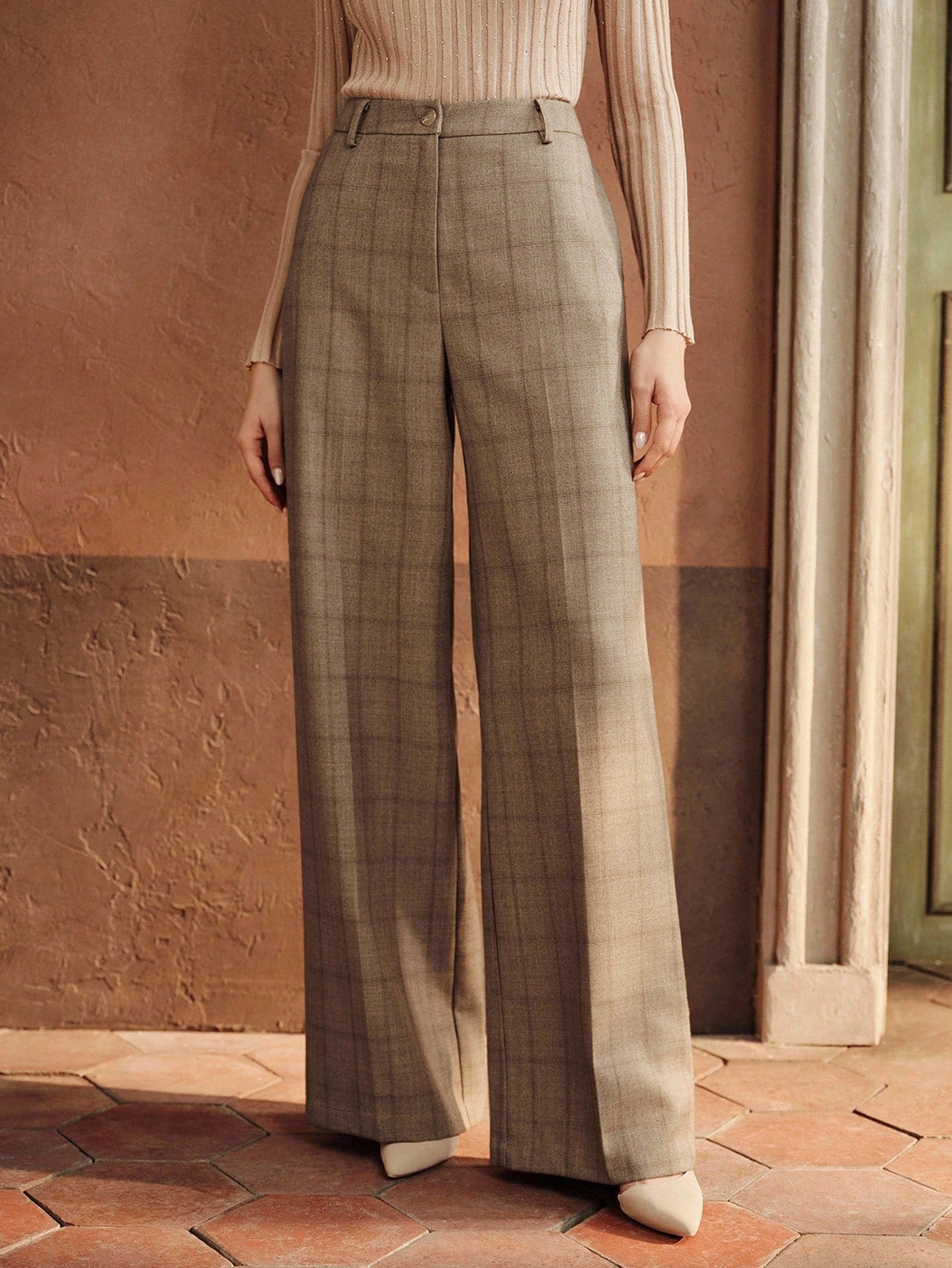 Vintage Beige Windowpane High-Waist Straight Wide-Leg Trousers – Elegant Neutral Autumn Edition