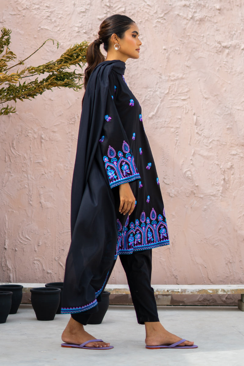 Black Embroidered Kurta Set with Blue-Purple Detailing & Matching Dupatta