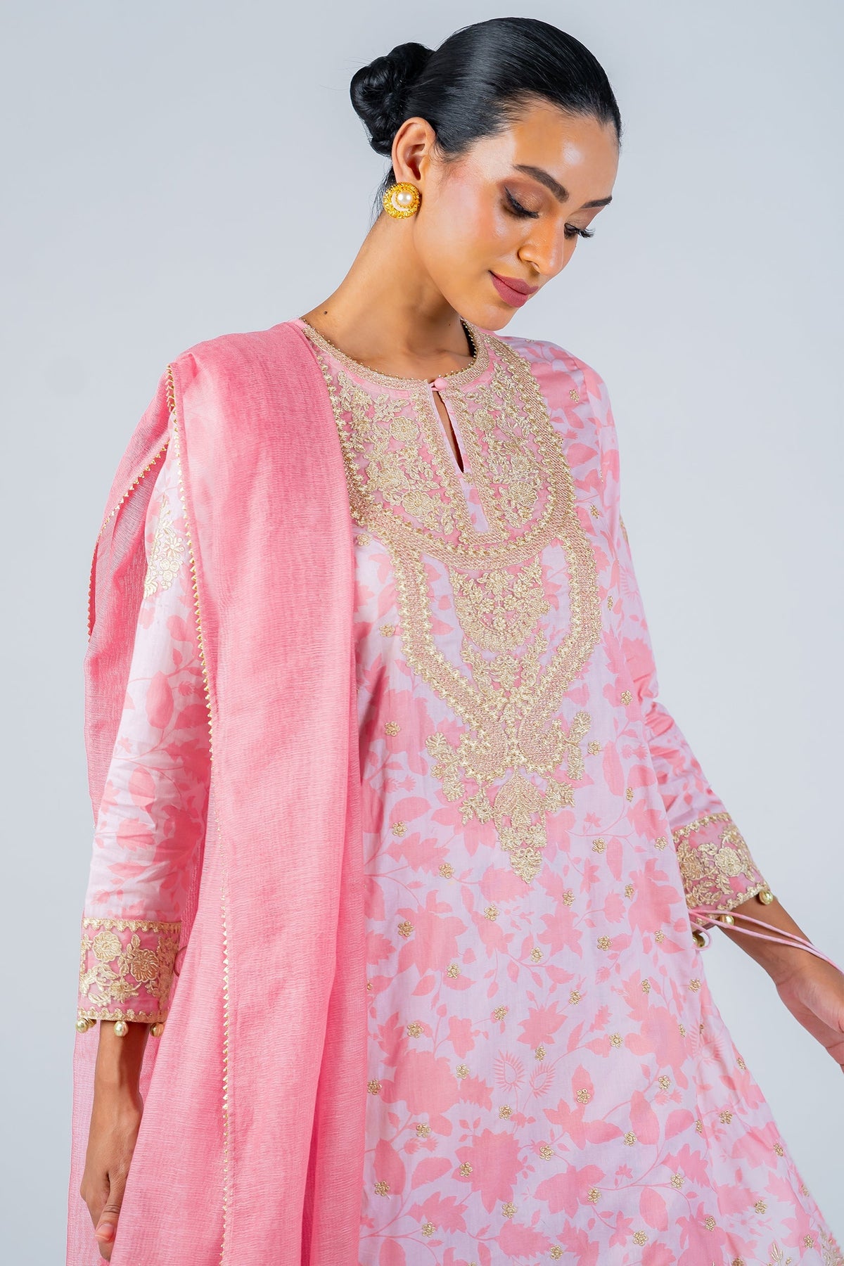 Pink Carnation 3 piece