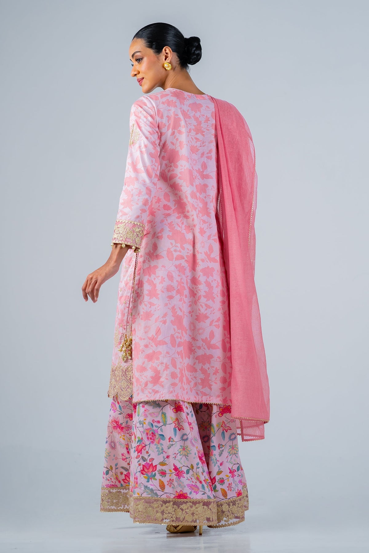 Pink Carnation 3 piece
